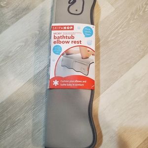 Bathtub elbow rest